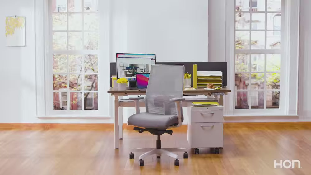 HCFRG.F.H.IM.CU10.TC04T.P71 – HON “CIPHER” GUEST/STACK CHAIR