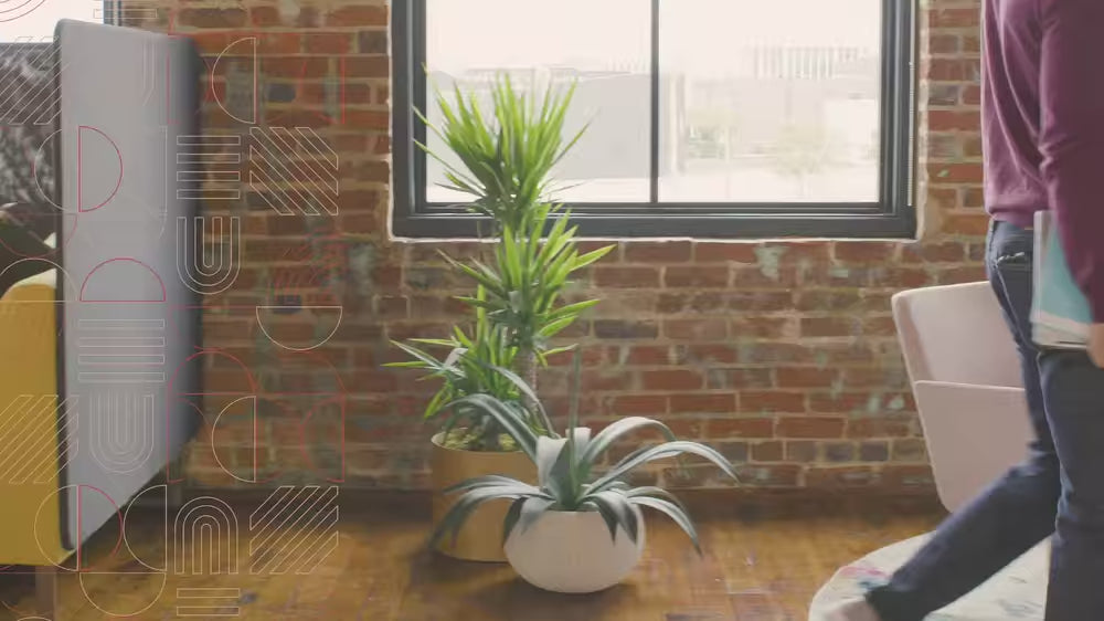 HMAVMA.DAPR08.4SP8X – HON “MAV” LOUNGE CHAIR WITH ARMS